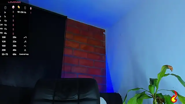 Snapshot of vanegas_luis chatting on 18, 9, 2025 vanegas luis online show from 18, 9, 2025