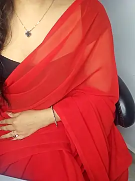 Snapshot of aliyaah_singh chatting on 24, 2, 2026 aliyaah singh online show from 24, 2, 2026