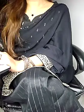 Snapshot of aliyaah_singh chatting on 15, 1, 2025 aliyaah singh online show from 15, 1, 2025