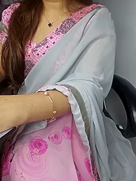 Snapshot of aliyaah_singh chatting on 20, 3, 2025 aliyaah singh online show from 20, 3, 2025