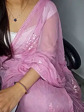 Snapshot of aliyaah_singh chatting on 1, 3, 2026 aliyaah singh online show from 1, 3, 2026