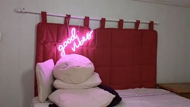 TiffanyDollxxx online show from 30, 9, 2025