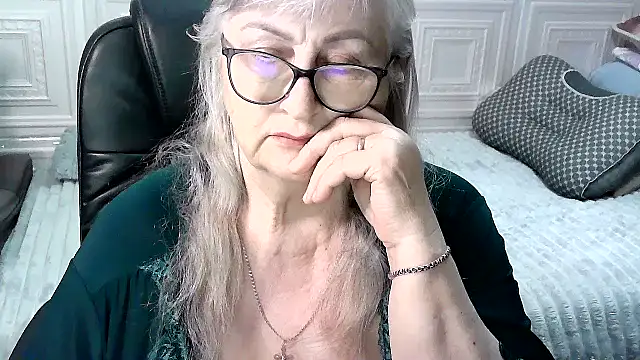 LolkaAlyss online show from 22, 4, 2026