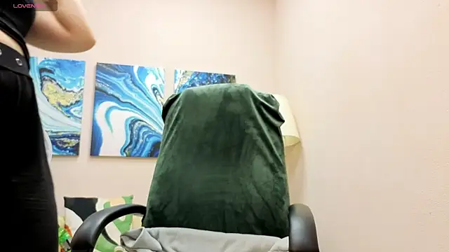 BattyMoll online show from 24, 9, 2025