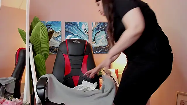 BattyMoll online show from 20, 3, 2025