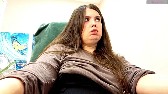 BattyMoll online show from 8, 11, 2025