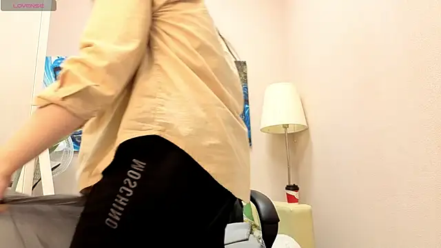 BattyMoll online show from 15, 11, 2025