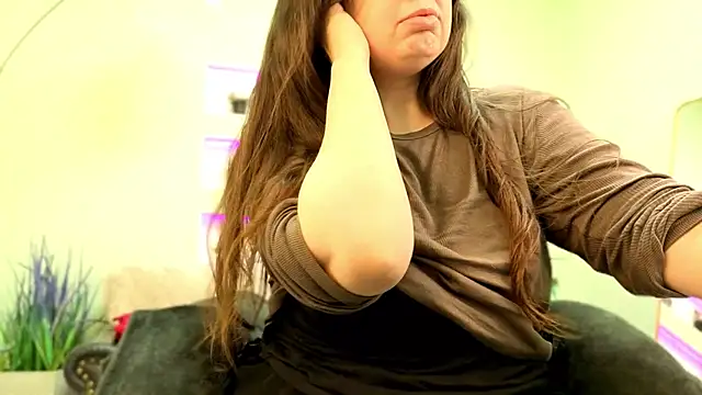 BattyMoll online show from 18, 12, 2025