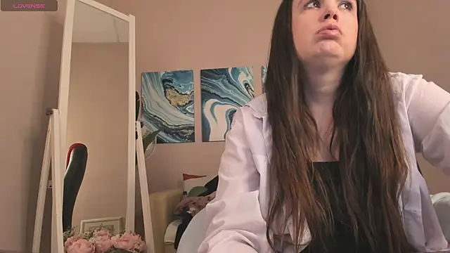 BattyMoll online show from 17, 3, 2025