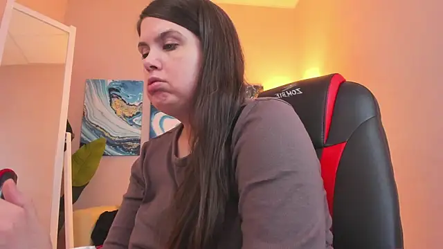 BattyMoll online show from 3, 3, 2025