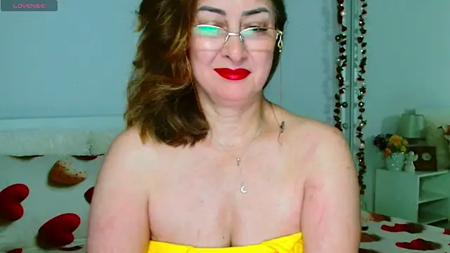 Tyana40 online show from 15, 7, 2026