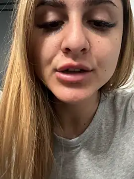 NicolePlay online show from 29, 3, 2026