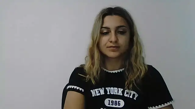 NicolePlay online show from 10, 6, 2026