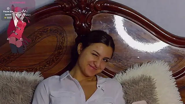 NicolePlay online show from 19, 9, 2025