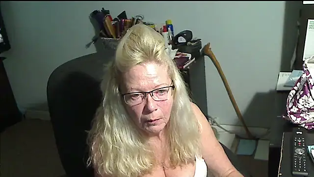 XTRAHORNYONE online show from 16, 11, 2025