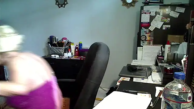 XTRAHORNYONE online show from 29, 3, 2026