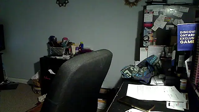 XTRAHORNYONE online show from 11, 4, 2026
