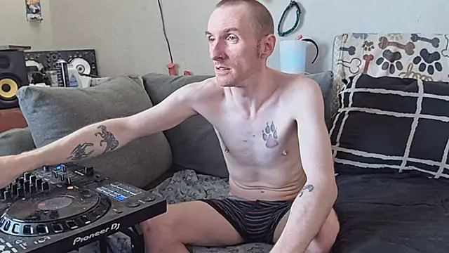 pyrowuff online show from 5, 3, 2026