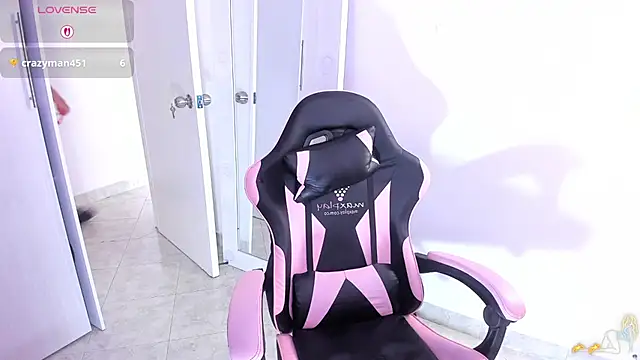 wandaxs69 online show from 17, 5, 2026