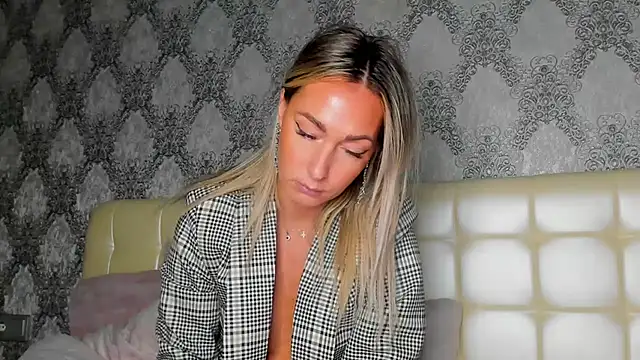 StarryHanna online show from 11, 1, 2026