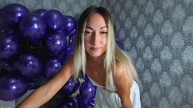 StarryHanna online show from 2, 10, 2025