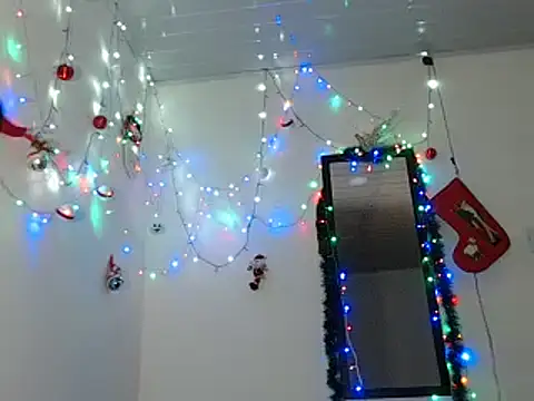 Snapshot of MARIANAWEED chatting on 10, 1, 2025 MARIANAWEED online show from 10, 1, 2025