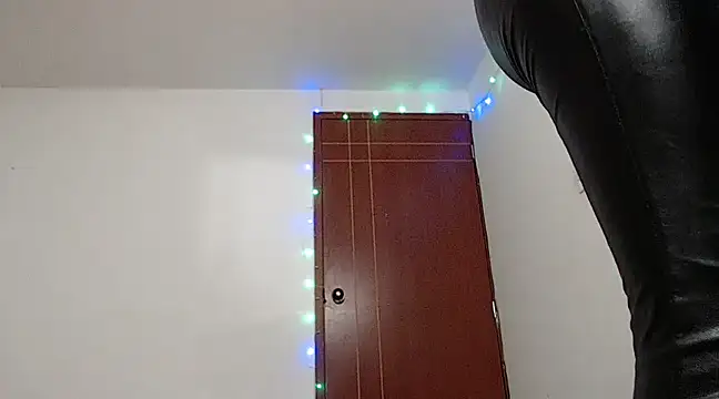 Snapshot of MARIANAWEED chatting on 12, 3, 2025 MARIANAWEED online show from 12, 3, 2025