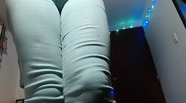 Snapshot of MARIANAWEED chatting on 4, 3, 2025 MARIANAWEED online show from 4, 3, 2025