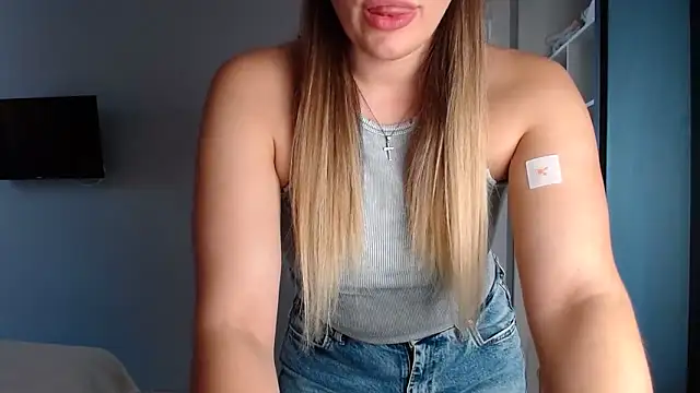 Snapshot of starrydoll chatting on 14, 9, 2025 starrydoll online show from 14, 9, 2025