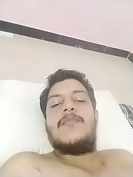 Snapshot of dzboy1994 chatting on 18, 11, 2025 dzboy1994 online show from 18, 11, 2025