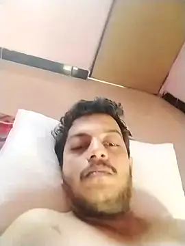 Snapshot of dzboy1994 chatting on 18, 11, 2025 dzboy1994 online show from 18, 11, 2025