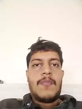 Snapshot of dzboy1994 chatting on 13, 10, 2025 dzboy1994 online show from 13, 10, 2025