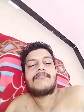 Snapshot of dzboy1994 chatting on 14, 11, 2025 dzboy1994 online show from 14, 11, 2025