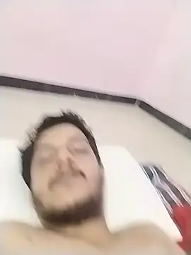 Snapshot of dzboy1994 chatting on 19, 11, 2025 dzboy1994 online show from 19, 11, 2025