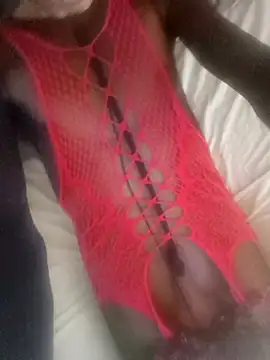 Hornynylonlad87 online show from 23, 3, 2026