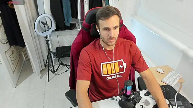 Raamoss online show from 13, 9, 2025