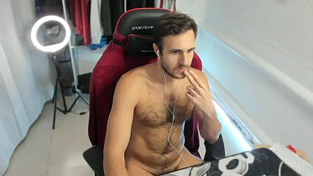 Raamoss online show from 9, 10, 2025