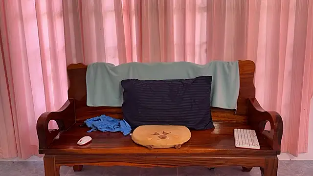 Raamoss online show from 18, 3, 2026