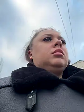 Sara Slow online show from 22, 12, 2025