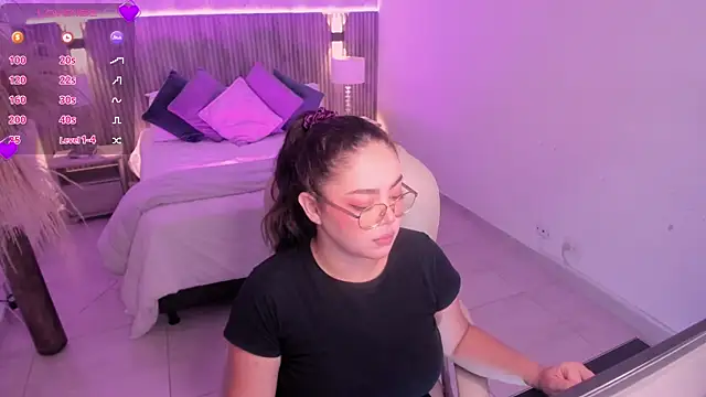 emmy walker online show from 6, 11, 2025