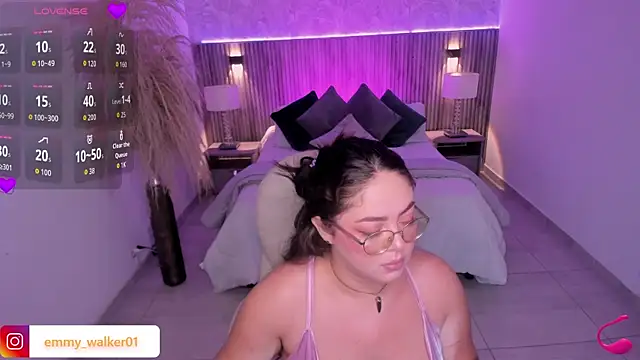 emmy walker online show from 28, 10, 2025