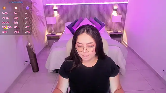 emmy walker online show from 20, 10, 2025