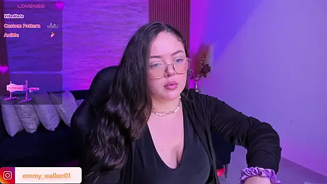 emmy walker online show from 19, 11, 2025