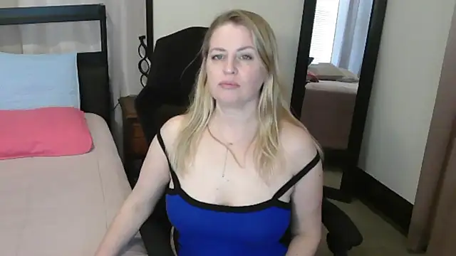 HollieBim online show from 20, 3, 2026