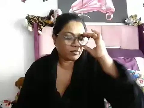 Snapshot of IndianDelia chatting on 1, 7, 2026 IndianDelia online show from 1, 7, 2026