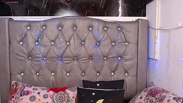 LAILAGUMMY online show from 31, 3, 2026