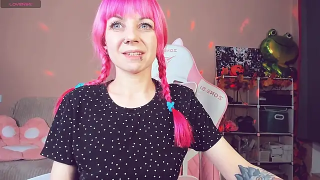 AmyRose6969 online show from 18, 10, 2025