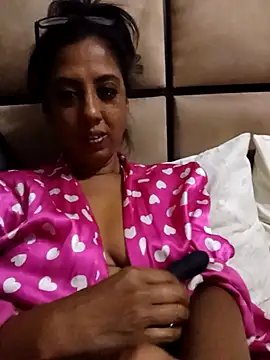 Mahi4luv online show from 5, 2, 2026