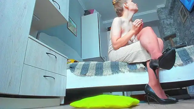 DUSSY PUSSY online show from 11, 9, 2025