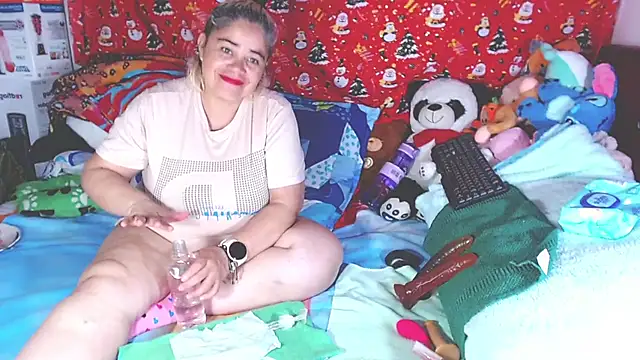 Snapshot of estrellita_fugaz16x chatting on 24, 2, 2026 estrellita fugaz16x online show from 24, 2, 2026